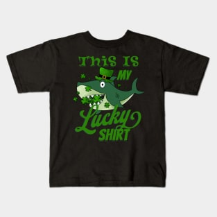 St Patrick's Day Shark Shamrock Lucky Shirt Kids T-Shirt